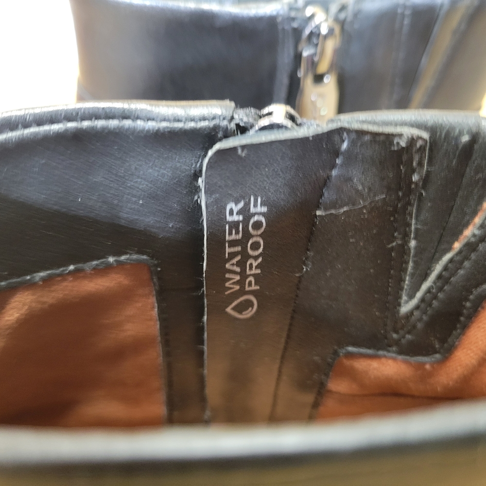 Vionic Kamryn Waterproof Black Ankle Booties Size 11 - Picture 11 of 13